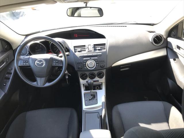 2011 Mazda Mazda3 i Touring