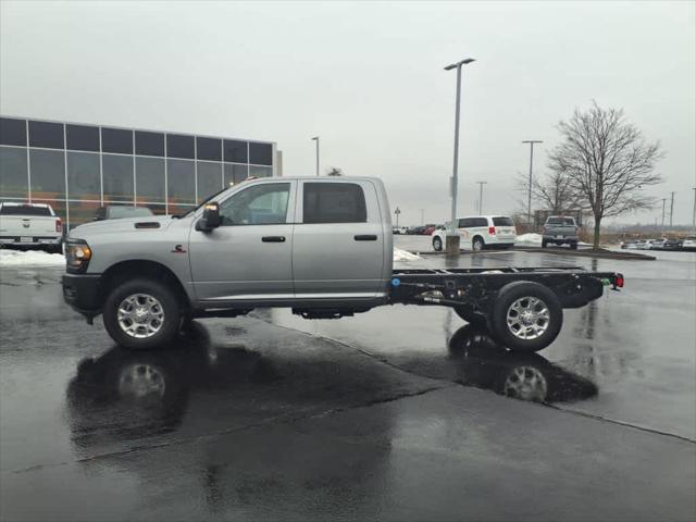 2024 RAM Ram 3500 Chassis Cab RAM 3500 TRADESMAN CREW CAB CHASSIS 4X2 60 CA