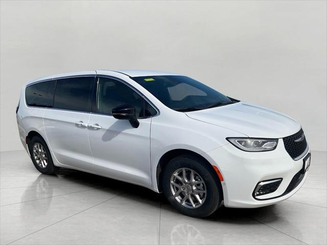 2025 Chrysler Pacifica PACIFICA SELECT