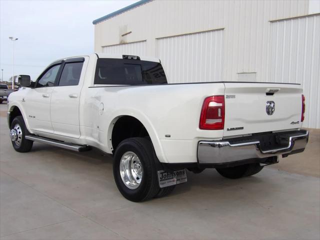 2022 RAM 3500 Laramie Crew Cab 4x4 8 Box