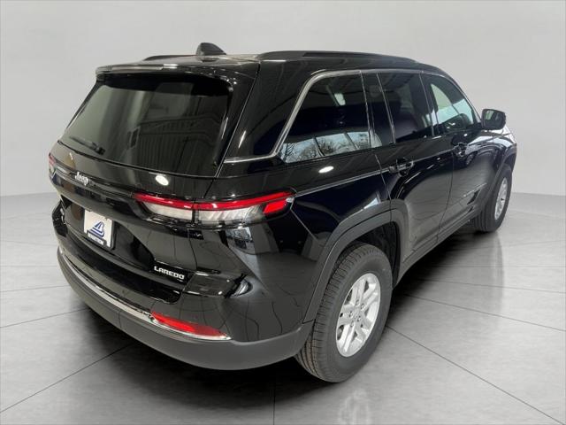 2025 Jeep Grand Cherokee GRAND CHEROKEE LAREDO 4X4