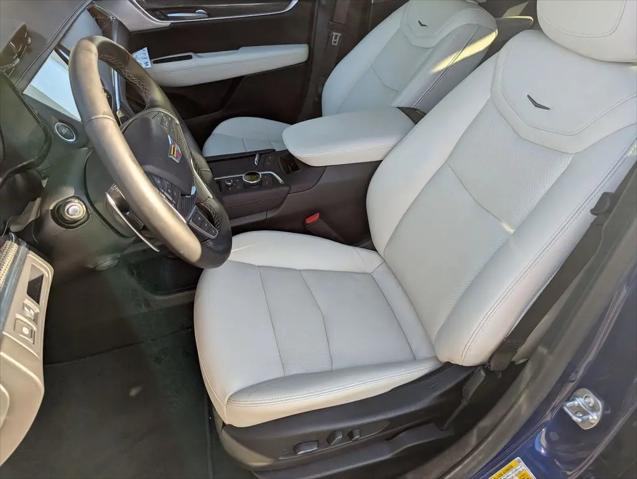 2025 Cadillac XT5 AWD Sport