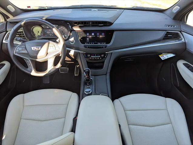 2025 Cadillac XT5 AWD Sport