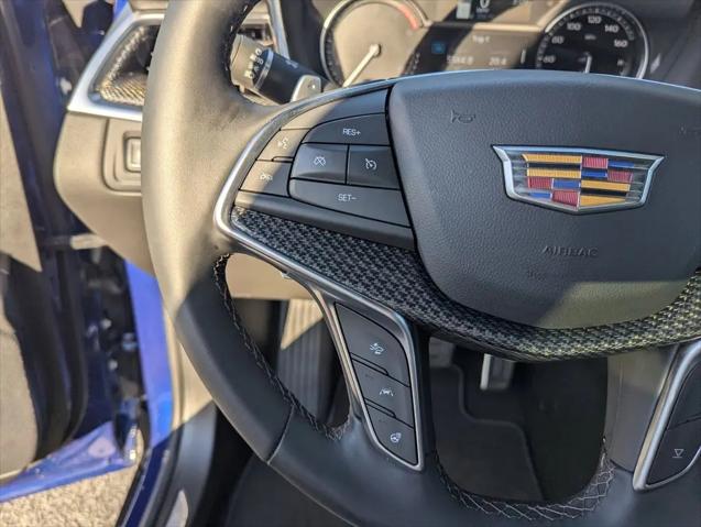 2025 Cadillac XT5 AWD Sport