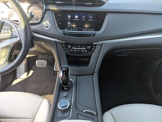 2025 Cadillac XT5 AWD Sport