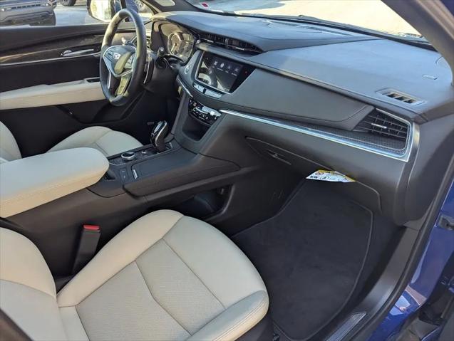 2025 Cadillac XT5 AWD Sport