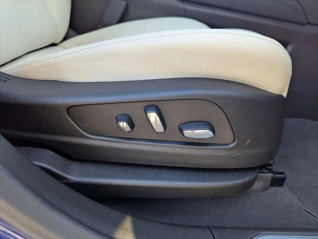2025 Cadillac XT5 AWD Sport