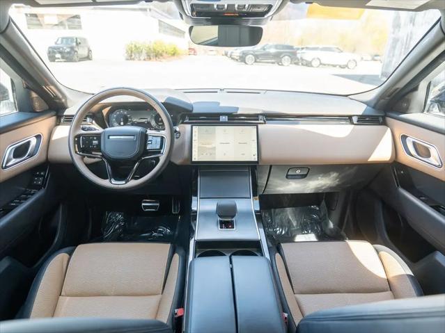 2025 Land Rover Range Rover Velar P400 Dynamic HSE
