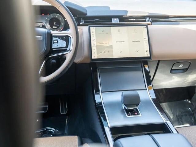 2025 Land Rover Range Rover Velar P400 Dynamic HSE