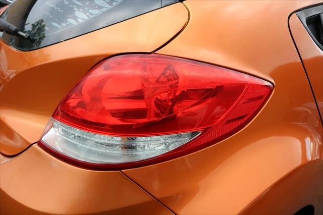 2015 Hyundai Veloster Base