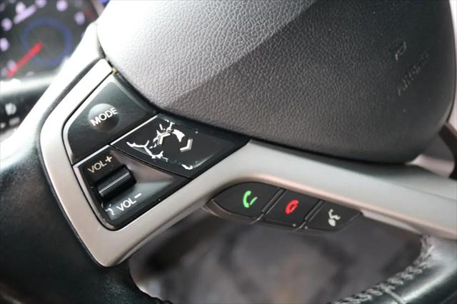 2015 Hyundai Veloster Base