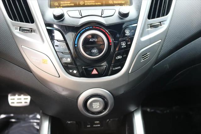 2015 Hyundai Veloster Base