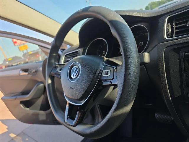 2015 Volkswagen Jetta 1.8T SE