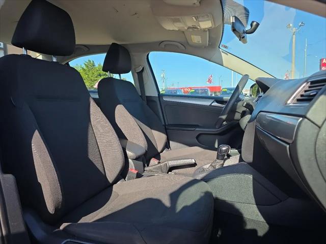 2015 Volkswagen Jetta 1.8T SE