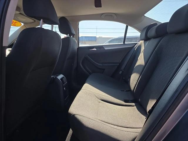 2015 Volkswagen Jetta 1.8T SE