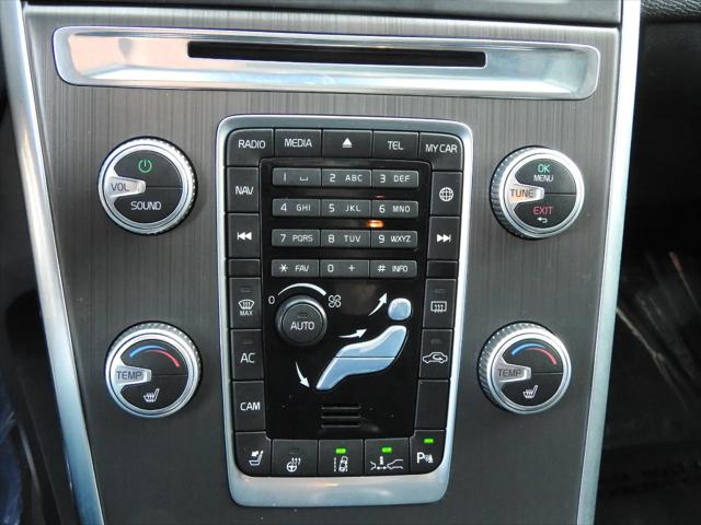 2016 Volvo XC60 T5 Platinum