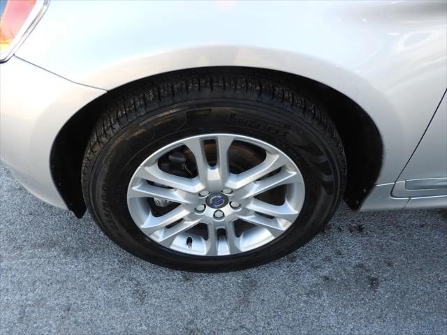 2016 Volvo XC60 T5 Platinum