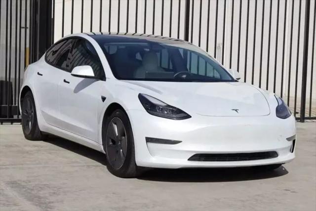 2021 Tesla Model 3 Standard Range Plus Rear-Wheel Drive