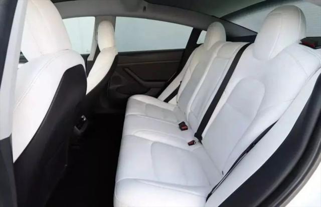 2021 Tesla Model 3 Standard Range Plus Rear-Wheel Drive