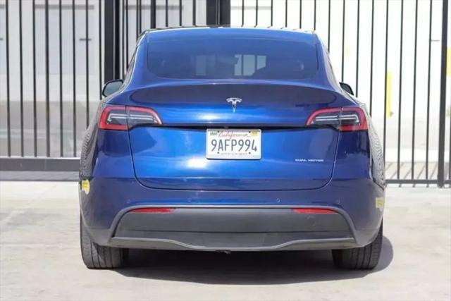 2022 Tesla Model Y Long Range Dual Motor All-Wheel Drive