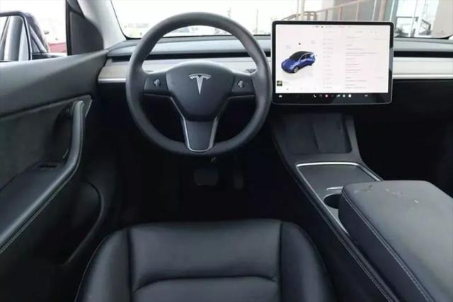 2022 Tesla Model Y Long Range Dual Motor All-Wheel Drive