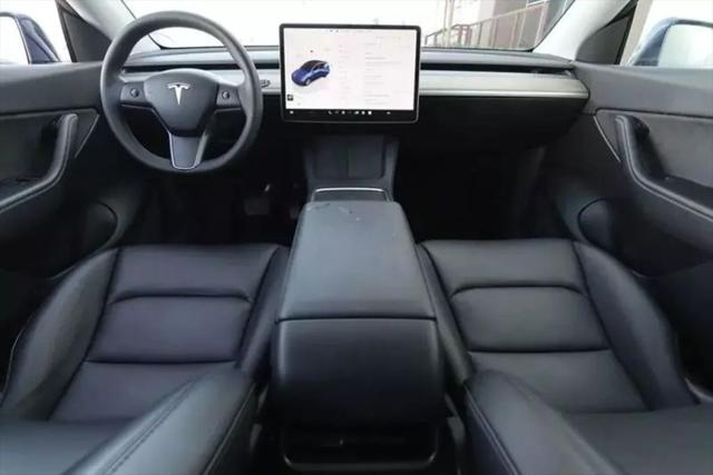 2022 Tesla Model Y Long Range Dual Motor All-Wheel Drive