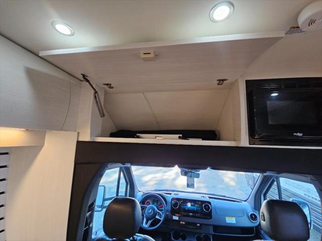 2025 Mercedes-Benz Sprinter 3500XD Chassis Standard Roof 4-Cyl Diesel HO