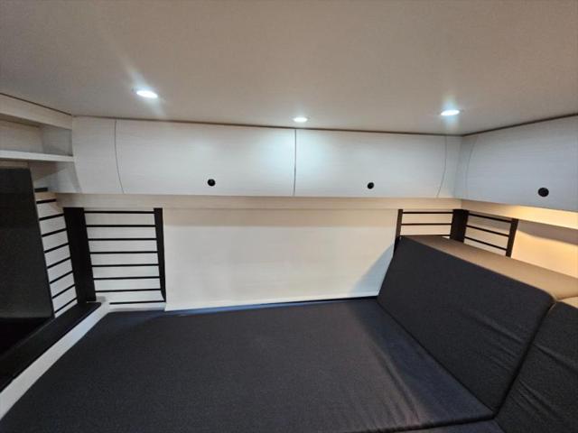 2025 Mercedes-Benz Sprinter 3500XD Chassis Standard Roof 4-Cyl Diesel HO