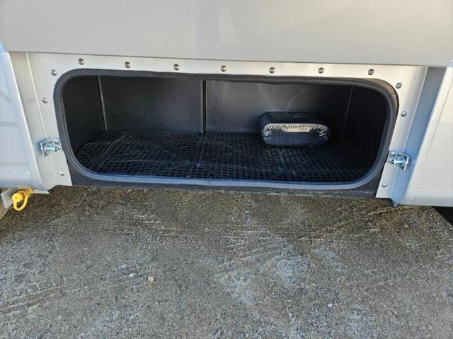 2025 Mercedes-Benz Sprinter 3500XD Chassis Standard Roof 4-Cyl Diesel HO
