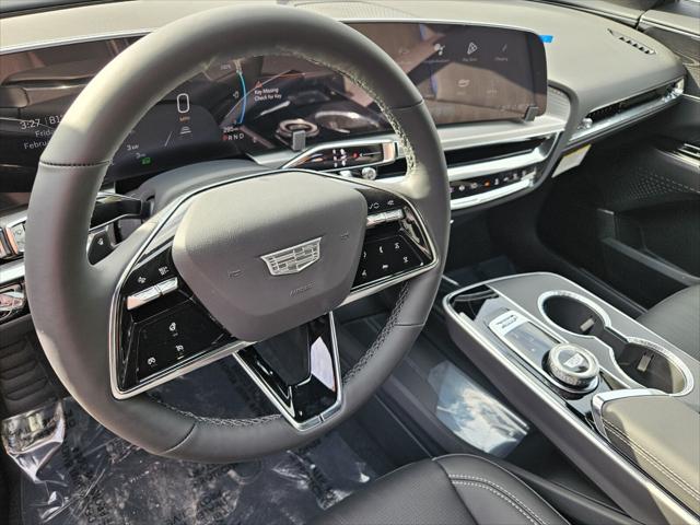 2025 Cadillac iQ Luxury w/1SC