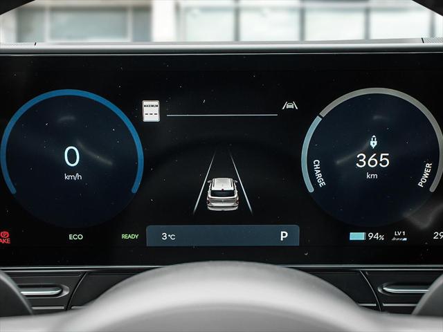 Kona electric Preferred with Ultimate Package Two-Tone