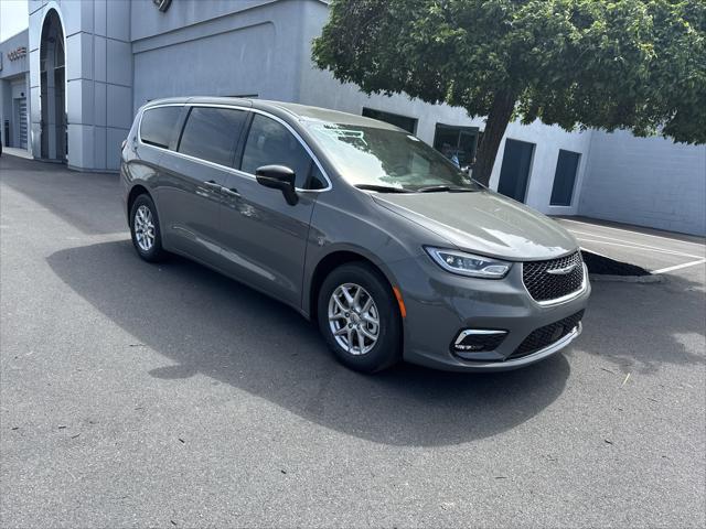 2025 Chrysler Pacifica PACIFICA SELECT
