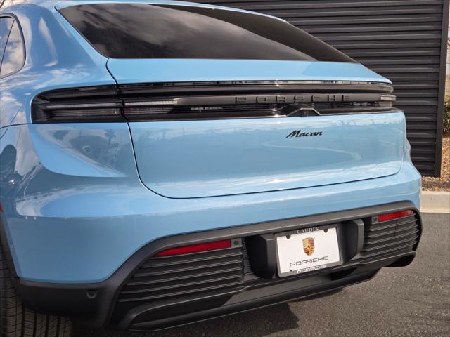 2025 Porsche Macan Electric Unknown