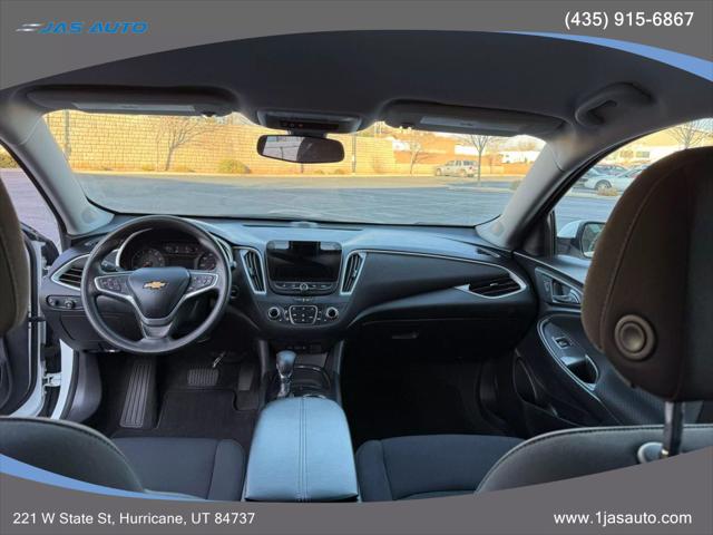 2022 Chevrolet Malibu FWD LT