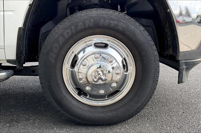 2024 Ram 3500 Big Horn Crew Cab 4x4 8' Box