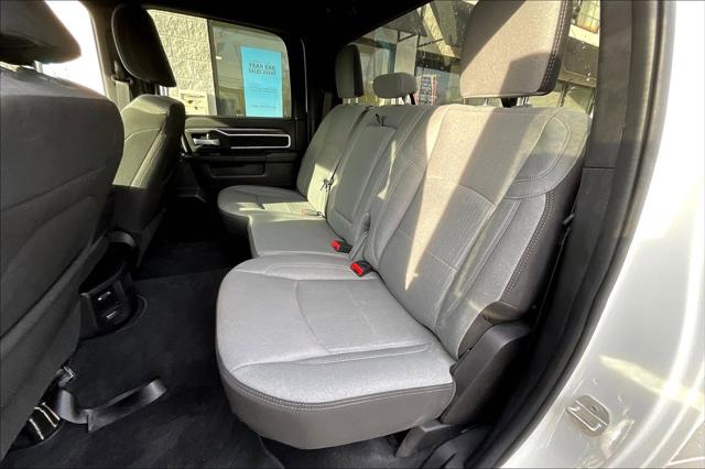 2024 Ram 3500 Big Horn Crew Cab 4x4 8' Box