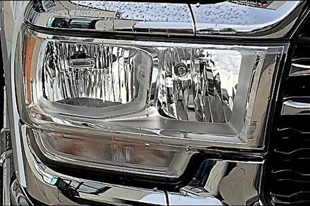 2024 Ram 3500 Big Horn Crew Cab 4x4 8' Box