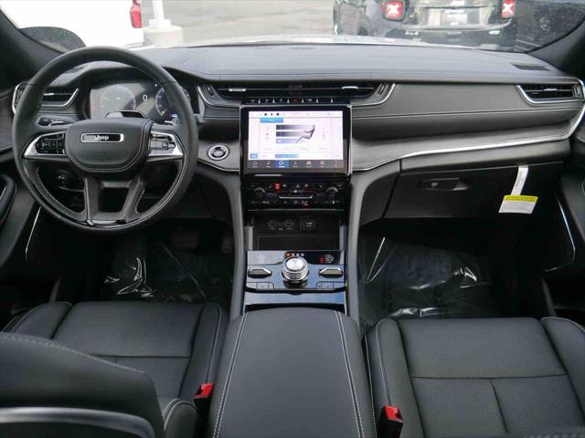 2025 Jeep Grand Cherokee L Overland 4x4