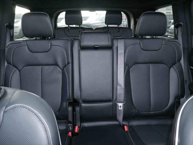 2025 Jeep Grand Cherokee L Overland 4x4