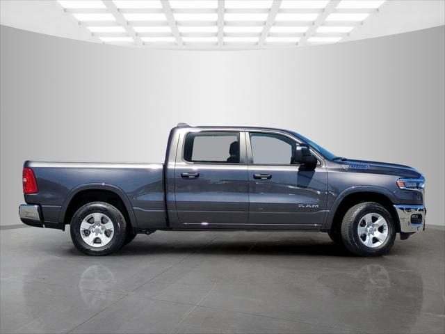 2025 RAM Ram 1500 RAM 1500 BIG HORN CREW CAB 4X4 64 BOX