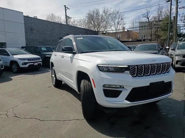 2025 Jeep Grand Cherokee GRAND CHEROKEE SUMMIT 4X4