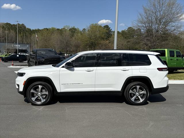 2025 Jeep Grand Cherokee GRAND CHEROKEE L LIMITED 4X4