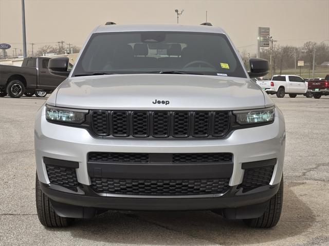 2025 Jeep Grand Cherokee GRAND CHEROKEE L ALTITUDE 4X2