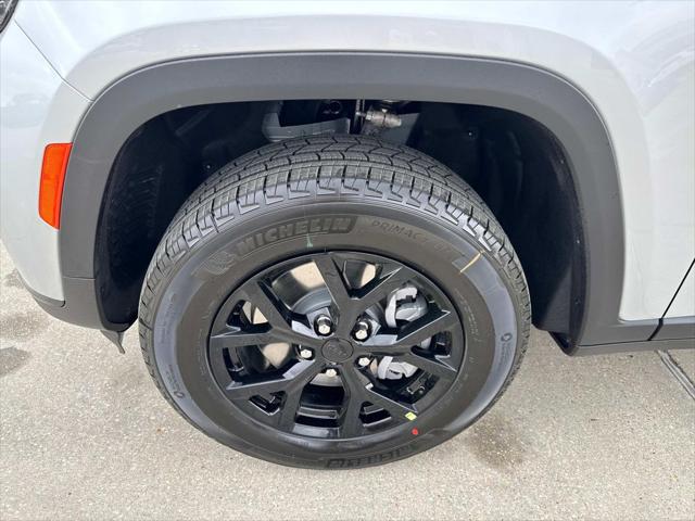 2025 Jeep Grand Cherokee GRAND CHEROKEE L ALTITUDE X 4X2