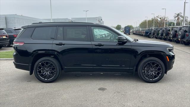 2025 Jeep Grand Cherokee GRAND CHEROKEE L SUMMIT RESERVE 4X4