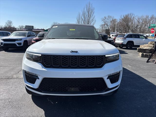 2025 Jeep Grand Cherokee GRAND CHEROKEE SUMMIT 4X4