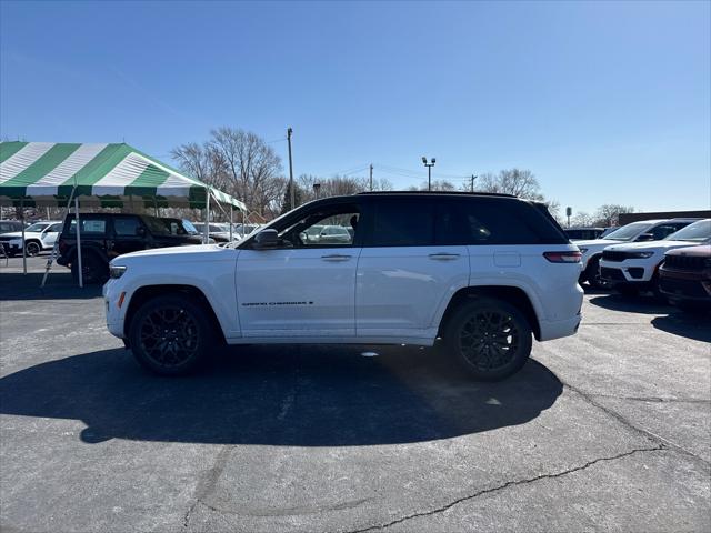 2025 Jeep Grand Cherokee GRAND CHEROKEE SUMMIT 4X4