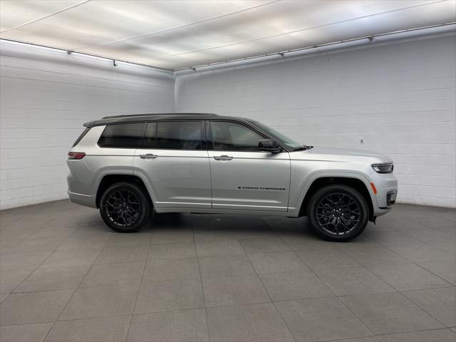 2025 Jeep Grand Cherokee GRAND CHEROKEE L SUMMIT RESERVE 4X4
