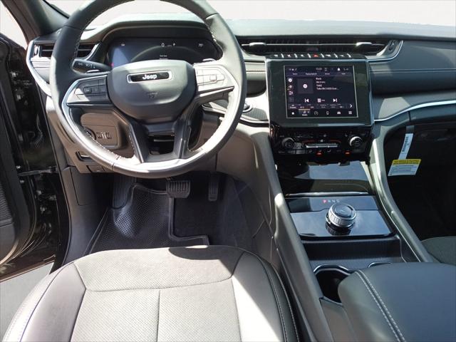 2025 Jeep Grand Cherokee GRAND CHEROKEE ALTITUDE 4X4