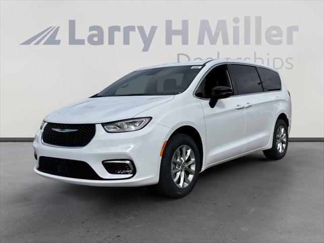 2025 Chrysler Pacifica PACIFICA SELECT AWD
